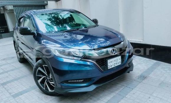 Buy Used 2016 Honda Vezel in Dhaka, Dhaka Buy Used 2016 Honda Vezel in Dhaka, Dhaka