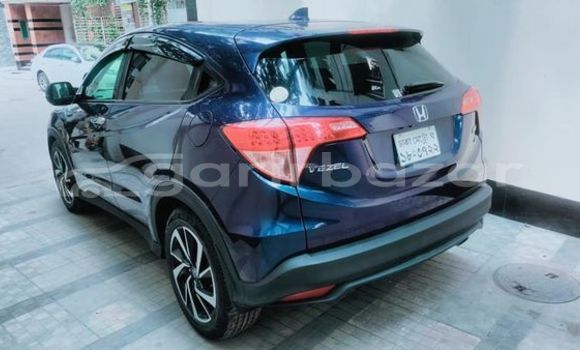 Buy Used 2016 Honda Vezel in Dhaka, Dhaka Buy Used 2016 Honda Vezel in Dhaka, Dhaka