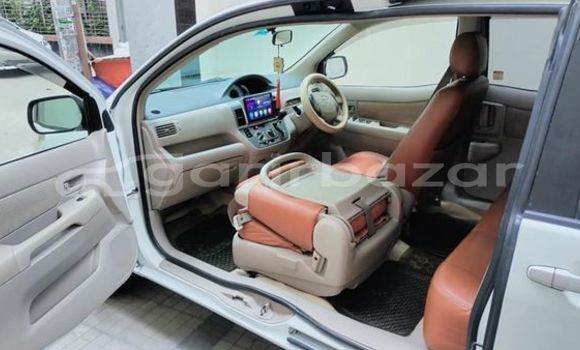 Buy Used 2008 Toyota raum g in Dhaka, Dhaka Buy Used 2008 Toyota raum g in Dhaka, Dhaka