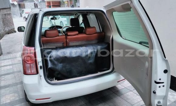 Buy Used 2008 Toyota raum g in Dhaka, Dhaka Buy Used 2008 Toyota raum g in Dhaka, Dhaka