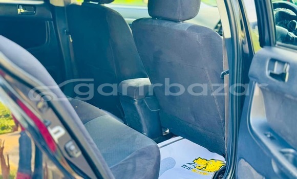 কেনা ব্যবহৃত Mitsubishi Lancer Black গাড়ী মধ্যে ঢাকা মধ্যে Dhaka কেনা ব্যবহৃত Mitsubishi Lancer Black গাড়ী মধ্যে ঢাকা মধ্যে Dhaka