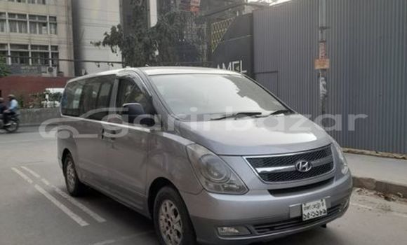 Buy Used 2011 Hyundai H1 in Dhaka, Dhaka Buy Used 2011 Hyundai H1 in Dhaka, Dhaka
