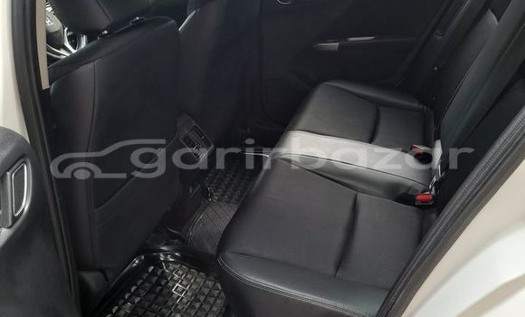 Buy Used 2016 Honda Grace in Dhaka, Dhaka Buy Used 2016 Honda Grace in Dhaka, Dhaka