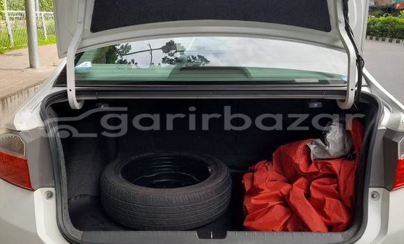 Buy Used 2016 Honda Grace in Dhaka, Dhaka Buy Used 2016 Honda Grace in Dhaka, Dhaka