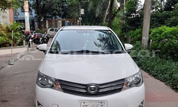 Buy Used 2013 Toyota Axio in Dhaka, Dhaka Buy Used 2013 Toyota Axio in Dhaka, Dhaka