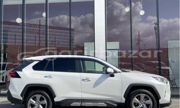 Buy Used 2020 Toyota RAV4 in Dhaka, Dhaka Buy Used 2020 Toyota RAV4 in Dhaka, Dhaka