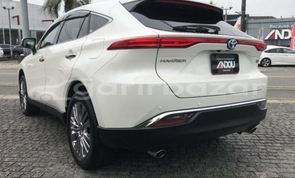 Buy Used 2021 Toyota harrier z leather package in Dhaka, Dhaka Buy Used 2021 Toyota harrier z leather package in Dhaka, Dhaka