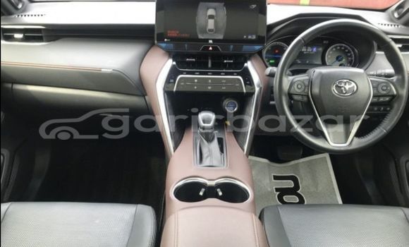 Buy Used 2021 Toyota harrier z leather package in Dhaka, Dhaka Buy Used 2021 Toyota harrier z leather package in Dhaka, Dhaka