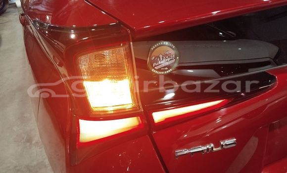 Buy Used 2019 Toyota prius s in Dhaka, Dhaka Buy Used 2019 Toyota prius s in Dhaka, Dhaka