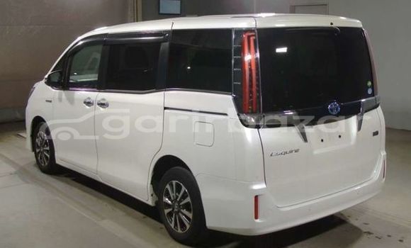 Buy Used Toyota esquire gi in Dhaka, Dhaka Buy Used Toyota esquire gi in Dhaka, Dhaka