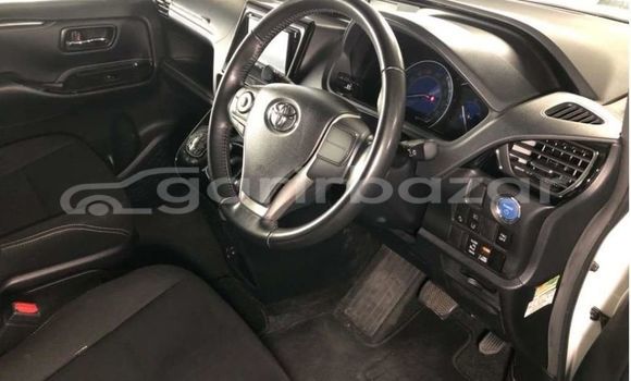 Buy Used Toyota esquire gi in Dhaka, Dhaka Buy Used Toyota esquire gi in Dhaka, Dhaka