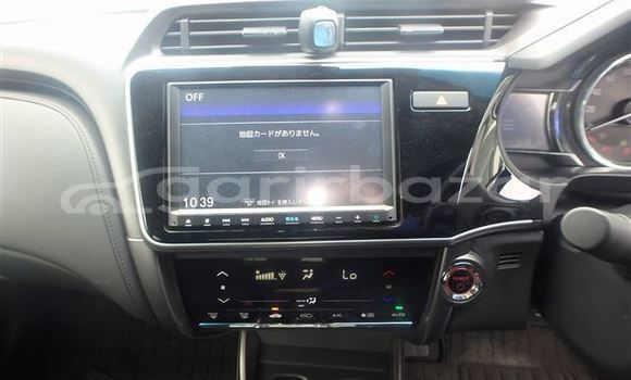 Buy Import 2019 Honda Grace in Dhaka, Dhaka Buy Import 2019 Honda Grace in Dhaka, Dhaka