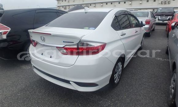 Buy Import 2019 Honda Grace in Dhaka, Dhaka Buy Import 2019 Honda Grace in Dhaka, Dhaka