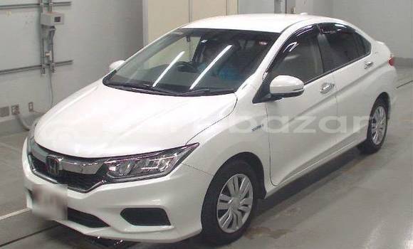 Buy Import 2019 Honda Grace in Dhaka, Dhaka Buy Import 2019 Honda Grace in Dhaka, Dhaka