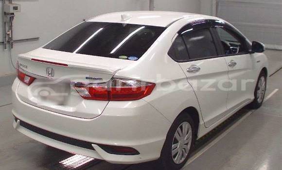 Buy Import 2019 Honda Grace in Dhaka, Dhaka Buy Import 2019 Honda Grace in Dhaka, Dhaka