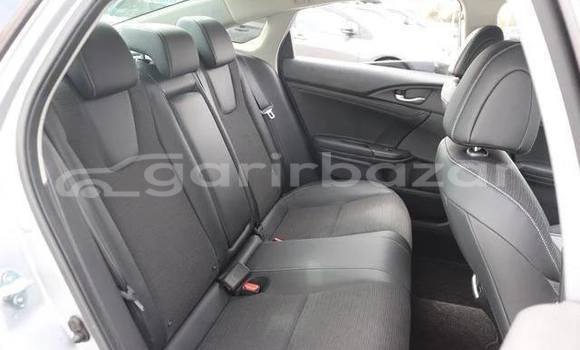 Buy Used 2019 Honda Insight in Dhaka, Dhaka Buy Used 2019 Honda Insight in Dhaka, Dhaka