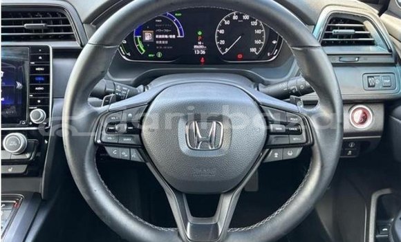 Buy Used 2019 Honda Insight in Dhaka, Dhaka Buy Used 2019 Honda Insight in Dhaka, Dhaka