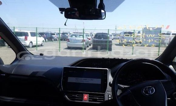 কেনা ব্যবহৃত Toyota noah si wxb Black গাড়ী মধ্যে ঢাকা মধ্যে Dhaka কেনা ব্যবহৃত Toyota noah si wxb Black গাড়ী মধ্যে ঢাকা মধ্যে Dhaka