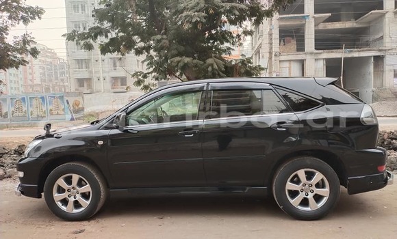 Buy Used 2022 Toyota Harrier in Dhaka, Dhaka Buy Used 2022 Toyota Harrier in Dhaka, Dhaka