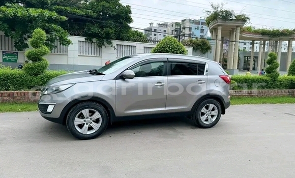 Buy Used Mercedes-Benz Sportage in Bogora, Bogora Buy Used Mercedes-Benz Sportage in Bogora, Bogora