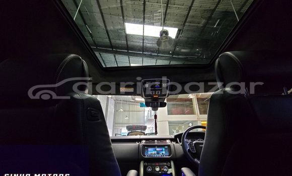 Buy Used 2021 Mercedes-Benz Range rover vogue in Dhaka, Dhaka Buy Used 2021 Mercedes-Benz Range rover vogue in Dhaka, Dhaka