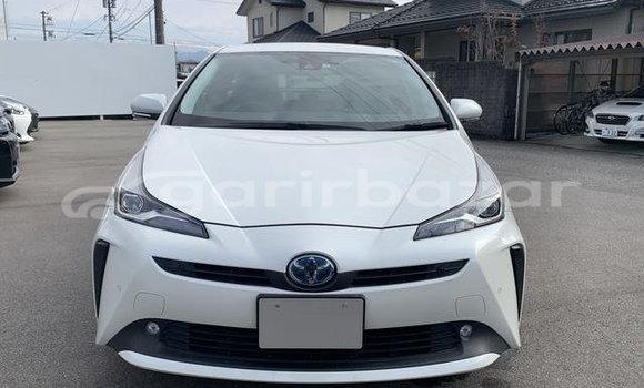 Buy Used 2021 Toyota prius in Badarganj, Rangpur Buy Used 2021 Toyota prius in Badarganj, Rangpur