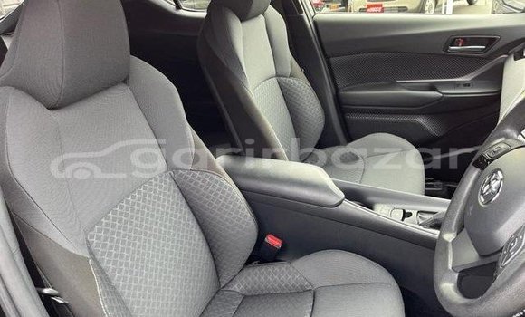 Buy Used 2021 Toyota c-hr in Dhaka, Dhaka Buy Used 2021 Toyota c-hr in Dhaka, Dhaka