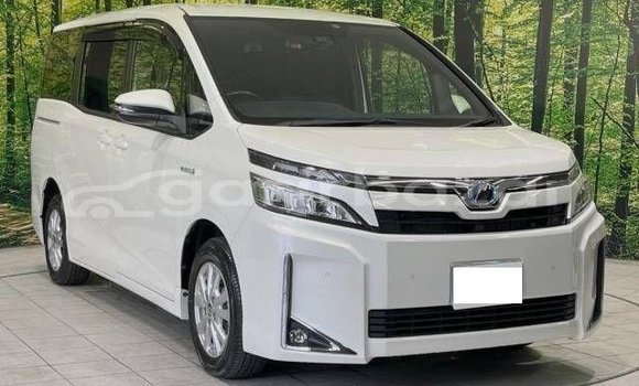 Buy Used 2020 Toyota Voxy in Dhaka, Dhaka Buy Used 2020 Toyota Voxy in Dhaka, Dhaka