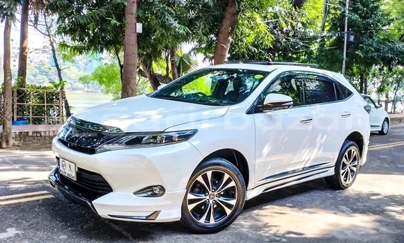 কেনা ব্যবহৃত Toyota Harrier White গাড়ী মধ্যে ঢাকা মধ্যে Dhaka কেনা ব্যবহৃত Toyota Harrier White গাড়ী মধ্যে ঢাকা মধ্যে Dhaka