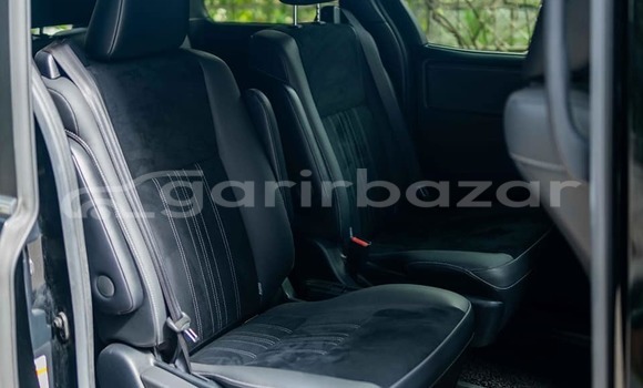 Buy Used 2019 Toyota Esquire in Dhaka, Dhaka Buy Used 2019 Toyota Esquire in Dhaka, Dhaka