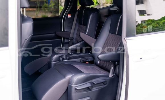 Buy Used 2020 Toyota Noah in Dhaka, Dhaka Buy Used 2020 Toyota Noah in Dhaka, Dhaka