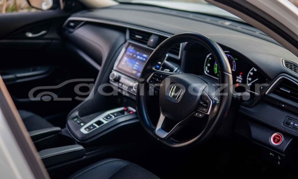 Buy Used 2021 Honda Insight in Dhaka, Dhaka Buy Used 2021 Honda Insight in Dhaka, Dhaka