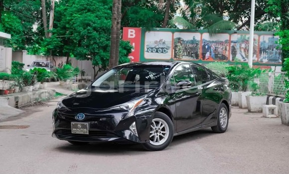 Buy Used 2020 Toyota prius in Dhaka, Dhaka Buy Used 2020 Toyota prius in Dhaka, Dhaka