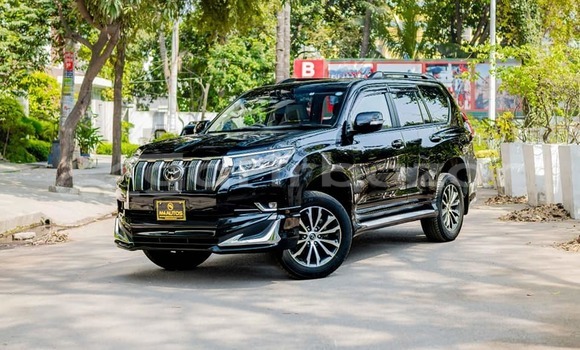 Buy Used 2021 Toyota Land Cruiser in Dhaka, Dhaka Buy Used 2021 Toyota Land Cruiser in Dhaka, Dhaka