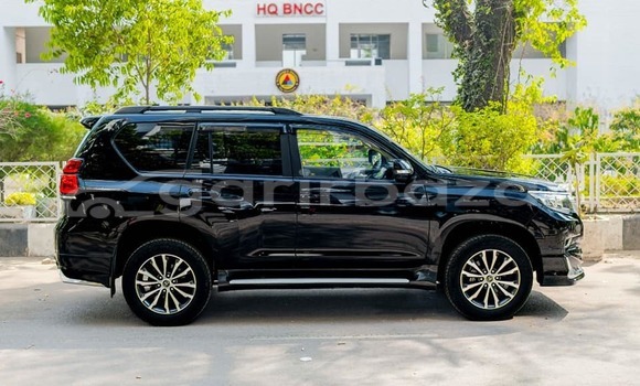 Buy Used 2021 Toyota Land Cruiser in Dhaka, Dhaka Buy Used 2021 Toyota Land Cruiser in Dhaka, Dhaka