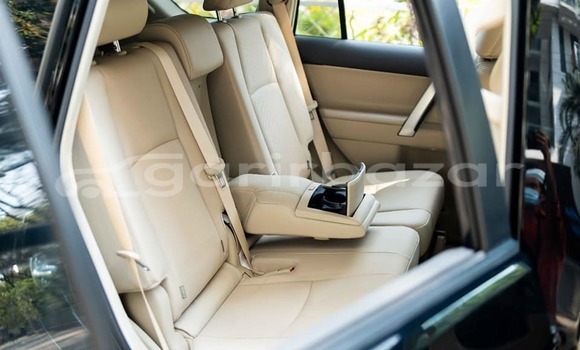 Buy Used 2021 Toyota Land Cruiser in Dhaka, Dhaka Buy Used 2021 Toyota Land Cruiser in Dhaka, Dhaka