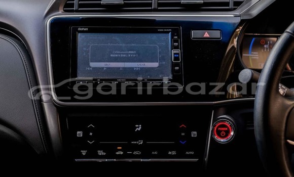 Buy Used 2020 Honda Grace in Dhaka, Dhaka Buy Used 2020 Honda Grace in Dhaka, Dhaka