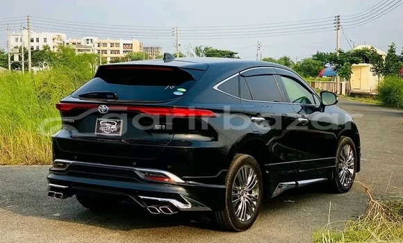 Buy Used Toyota Harrier in Chhatak, Sunamganj Buy Used Toyota Harrier in Chhatak, Sunamganj