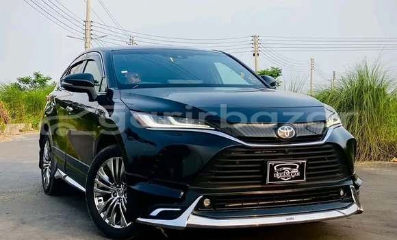 Buy Used Toyota Harrier in Chhatak, Sunamganj Buy Used Toyota Harrier in Chhatak, Sunamganj