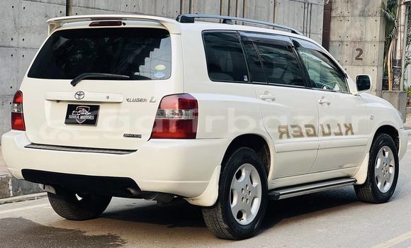 কেনা ব্যবহৃত Toyota Kluger White গাড়ী মধ্যে ঢাকা মধ্যে Dhaka কেনা ব্যবহৃত Toyota Kluger White গাড়ী মধ্যে ঢাকা মধ্যে Dhaka