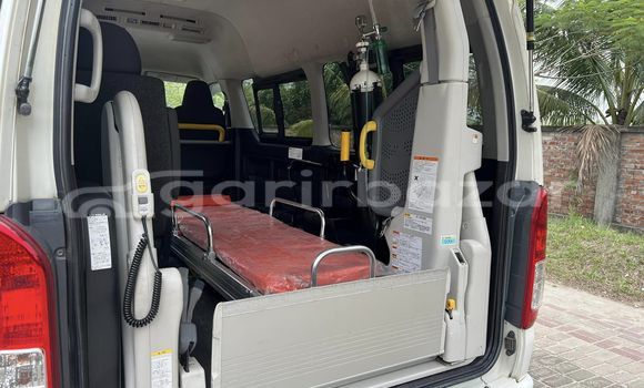 কেনা ব্যবহৃত Toyota Hiace White গাড়ী মধ্যে বদরগঞ্জ মধ্যে Rangpur কেনা ব্যবহৃত Toyota Hiace White গাড়ী মধ্যে বদরগঞ্জ মধ্যে Rangpur