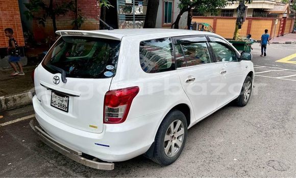 Buy Used 2010 Toyota Axio fielder in Dhaka, Dhaka Buy Used 2010 Toyota Axio fielder in Dhaka, Dhaka