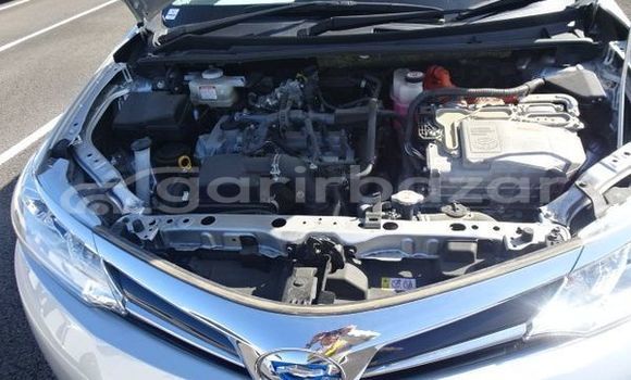 Buy Used 2016 Toyota Corolla in Dhaka, Dhaka Buy Used 2016 Toyota Corolla in Dhaka, Dhaka