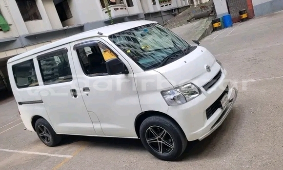 Buy Used Toyota Mirai in Bajitpur, Kishorganj Buy Used Toyota Mirai in Bajitpur, Kishorganj