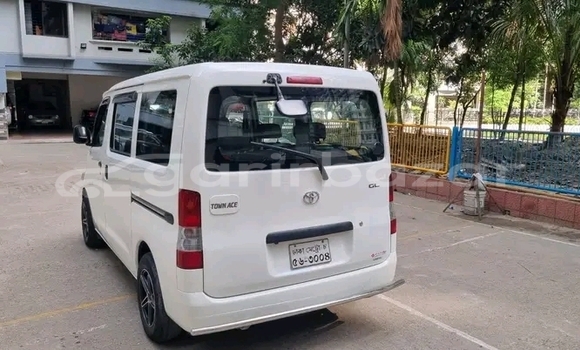 Buy Used Toyota Mirai in Bajitpur, Kishorganj Buy Used Toyota Mirai in Bajitpur, Kishorganj