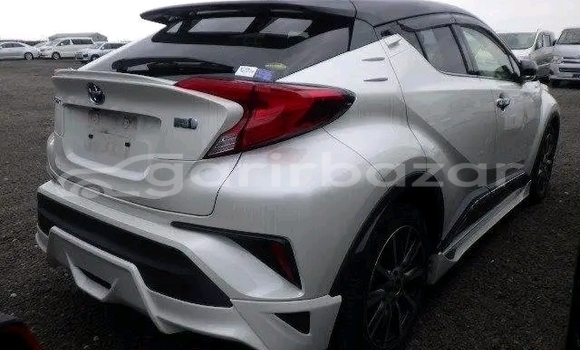 কেনা ব্যবহৃত Toyota C-HR White গাড়ী মধ্যে ভেড়ামারা মধ্যে Kushtiya কেনা ব্যবহৃত Toyota C-HR White গাড়ী মধ্যে ভেড়ামারা মধ্যে Kushtiya
