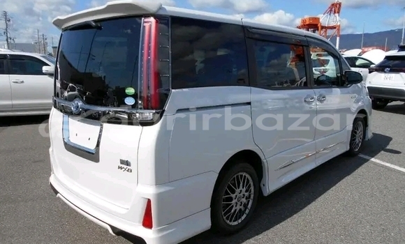 Buy Used Toyota Noah in Gaybanda, Gaybanda Buy Used Toyota Noah in Gaybanda, Gaybanda