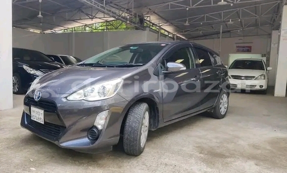 Buy Used Toyota Aqua in Baniachang, Habiganj Buy Used Toyota Aqua in Baniachang, Habiganj