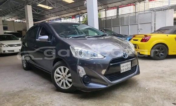 Buy Used Toyota Aqua in Baniachang, Habiganj Buy Used Toyota Aqua in Baniachang, Habiganj