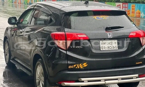 Buy Used Honda Vezel in Chittagong, Chittagong Buy Used Honda Vezel in Chittagong, Chittagong